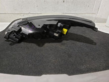 Load image into Gallery viewer, Headlight Lamp Assembly Hyundai Sonata 2017 - MM2870403