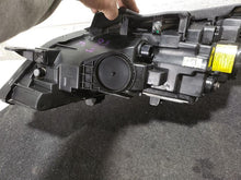 Load image into Gallery viewer, Headlight Lamp Assembly Hyundai Sonata 2017 - MM2870403