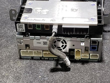 Load image into Gallery viewer, Radio XV CROSSTREK 2019 - MM2873540