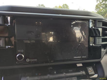 Load image into Gallery viewer, Radio Toyota Tundra 2023 - MM2875457
