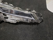 Load image into Gallery viewer, HEADLIGHT LAMP ASSEMBLY Toyota Corolla 2020 20 Right - MM2888640