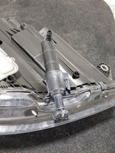Load image into Gallery viewer, Headlight Lamp Assembly MERCEDES CLS-CLASS 2014 - MM2889022