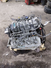 Load image into Gallery viewer, ENGINE MOTOR 300 300C Magnum 2005 05 5.7L VIN H/2 - MM2889918