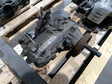 Load image into Gallery viewer, TRANSFER CASE Jeep TJ Wrangler 2000 00 2001 01 2002 02 - MM2905465