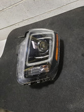 Load image into Gallery viewer, Headlight Lamp Assembly Kia Telluride 2020 - MM2906900