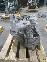 Load image into Gallery viewer, Transmission Kia Telluride 2020 - MM2906917