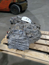 Load image into Gallery viewer, Transmission RAV4 2017 - MM2907244