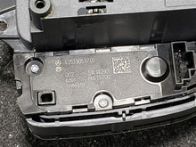 Load image into Gallery viewer, Radio MERCEDES GLC-CLASS 2017 - MM2907374