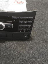 Load image into Gallery viewer, RADIO CONTROLS Mercedes-Benz E300 E350 E550 E63 2012 12 - MM2911073