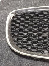 Load image into Gallery viewer, Grille Jaguar XF 2018 - MM2918632
