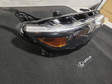 Load image into Gallery viewer, HEADLIGHT LAMP ASSEMBLY Malibu 2016 16 2017 17 2018 18 Right - MM2933700