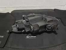 Load image into Gallery viewer, Headlight Lamp Assembly Ford Escape 2021 - MM2941566
