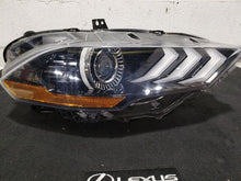 Load image into Gallery viewer, Headlight Lamp Assembly Ford Mustang 2021 - MM2941851