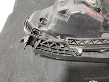 Load image into Gallery viewer, HEADLIGHT LAMP ASSEMBLY Honda Accord 2018 18 2019 19 Right - MM2941980
