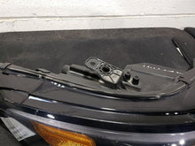 Load image into Gallery viewer, HEADLIGHT LAMP ASSEMBLY Jeep Cherokee 2019 19 2020 20 Right - MM2943334
