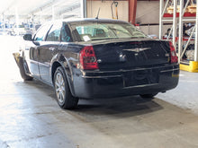 Load image into Gallery viewer, Carrier Assembly Chrysler 300 2008 - NW299339