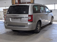 Load image into Gallery viewer, TAIL LIGHT LAMP ASSEMBLY Town & Country 11 12 13 14 15 16 Right - NW322264