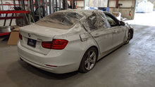 Load image into Gallery viewer, ECU ECM COMPUTER BMW 320i 328D 328i 528D 528i 13 14 15 - NW303064