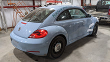 Load image into Gallery viewer, AXLE SHAFT Volkswagen Beetle 2012 12 2013 13 2014 14 AT Right - NW303417