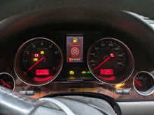 Load image into Gallery viewer, RADIATOR FAN ASSEMBLY Audi A8 2003 03 2004 04 2005 05 06 07 08 09 10 - NW304991