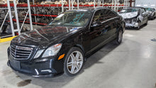 Load image into Gallery viewer, FRONT CV AXLE SHAFT CLS550 CLS63 E250D E300 E350 E400 E550 10-15 Right - NW308063