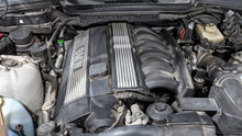Load image into Gallery viewer, CV AXLE SHAFT BMW 320i 325i 328i 92 93 94 - 99 Rear - NW310866
