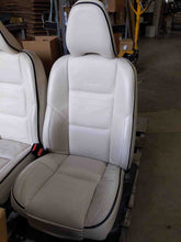 Load image into Gallery viewer, Park Lamp Light VOLVO XC90 2014 - NW311978