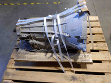 Load image into Gallery viewer, REAR AXLE SHAFT Expedition Navigator 03 04 05 06 07 08 Right - NW317728