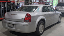 Load image into Gallery viewer, Carrier Assembly Dodge 300C 2005 - NW326127