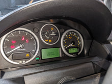 Load image into Gallery viewer, CARRIER ASSEMBLY Land Rover LR3 Range Rover Sport 2005 05 2006 06 07 08 09 Front - NW329639