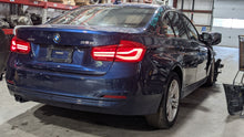Load image into Gallery viewer, SIDE VIEW DOOR MIRROR 320i 328D 328i 330i 335i Active 3 13-18 Right - NW349172