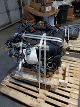 Load image into Gallery viewer, CV AXLE SHAFT Volvo V70 S40 C30 04 05 06 07 08 09 Right - NW334565