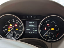 Load image into Gallery viewer, CV AXLE SHAFT ML320 ML350 ml500 2007 07 2008 08 09 10 11 12 Rear Right - NW334560