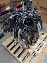 Load image into Gallery viewer, Transfer Case Cadillac Escalade 2003 - NW335277