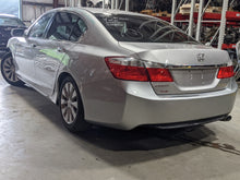 Load image into Gallery viewer, FRONT CV AXLE SHAFT Honda Accord 2013 13 2014 14 AT Left - NW336105