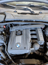 Load image into Gallery viewer, FUSE BOX BMW 128i 135i 323i 328i 335i M1 M3 X1 2008-2014 - NW344024