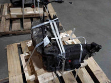 Load image into Gallery viewer, Transmission Oldsmobile Allante 1989 - NW526860