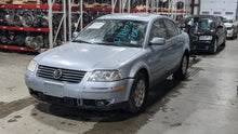 Load image into Gallery viewer, STEERING RACK Audi A4 Passat 98 99 00 01 02 03 04 05 - NW362102