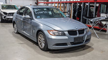 Load image into Gallery viewer, Exterior Door Handle BMW 325I 2006 - NW363652