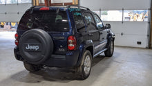 Load image into Gallery viewer, Transfer Case Jeep Liberty 2007 - NW389405
