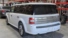 Load image into Gallery viewer, Side View Door Mirror Ford Flex 2015 - NW394688