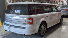 Load image into Gallery viewer, Side View Door Mirror Ford Flex 2015 - NW394688