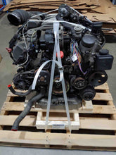 Load image into Gallery viewer, CD CHANGER E320 S430 S500 S600 2000 00 01 02 03 - NW401995