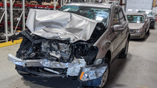 Load image into Gallery viewer, CALIPER ML320 ML350 ML450 R320 R350 GL350 06 07 08 09 - 12 Right Front - NW524409