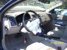 Load image into Gallery viewer, RADIO CONTROLS Volvo C30 S40 V40 V50 2008 08 2009 09 2010 10 - MM97150