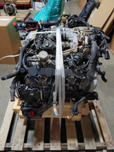 Load image into Gallery viewer, CV AXLE SHAFT Audi A6 S7 S6 2013 13 Front - NW392151