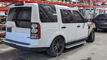 Load image into Gallery viewer, Carrier Assembly Land Rover LR4 2016 - NW415336