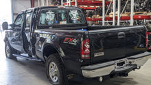 Load image into Gallery viewer, TAIL LIGHT LAMP ASSEMBLY F150 Pickup F250 Pickup F250HD 97-07 Right - NW419868