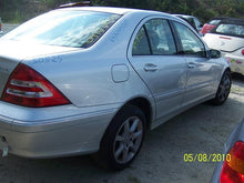 Load image into Gallery viewer, REMOTE CD CHANGER C230 C240 C280 C320 C350 C55 CLK320 04-12 - MM471522