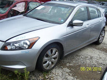 Load image into Gallery viewer, CD CHANGER Honda Accord 2008 08 2009 09 2010 10 - MM474196